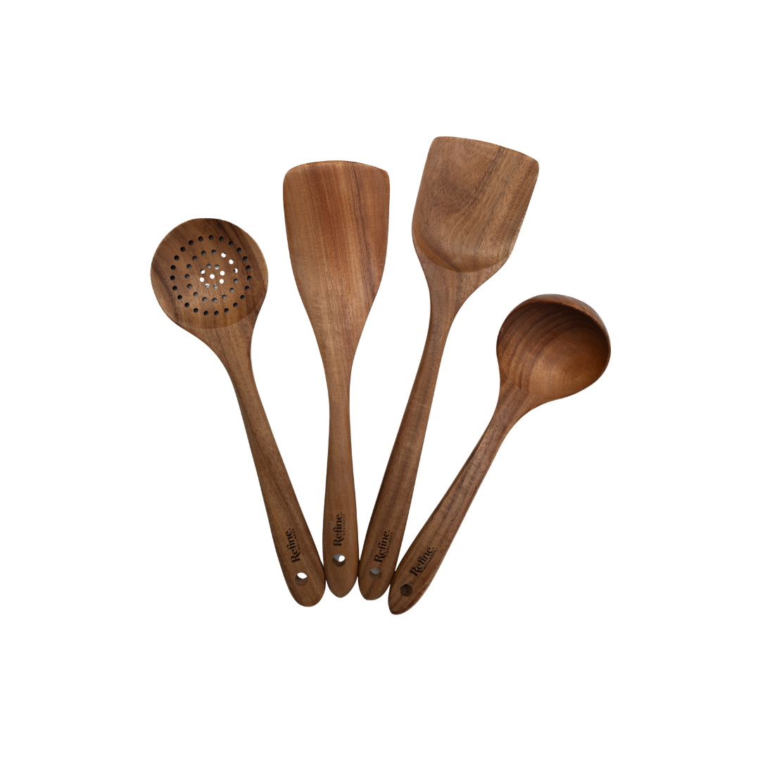 The Essential Teak Set