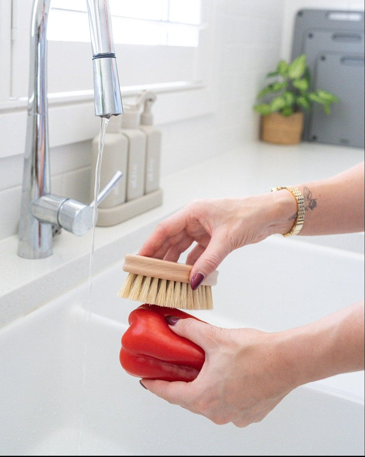 Cleanse Vegetable Brush